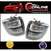 Front Indicator / Parker PAIR fit Mitsubishi Pajero NL 97-00 NEW turn signal